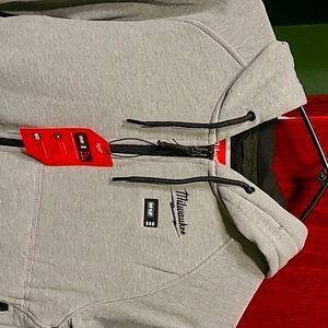 Milwaukee heated jacket